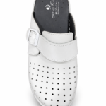 Sabot blanc perforé à boucle métallique