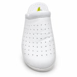Sabot médical blanc perforé, vu de dessus.