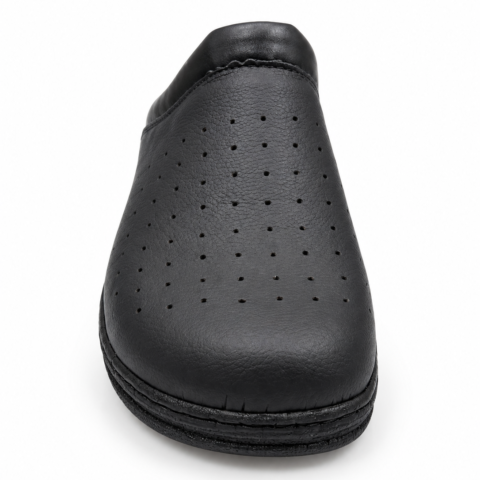 Sabot anatomique noir en cuir perforé